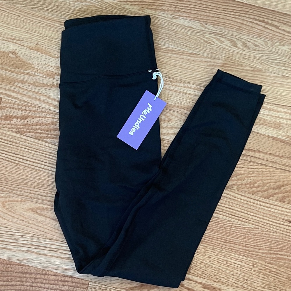 NWT MeUndies Classic Black Leggings